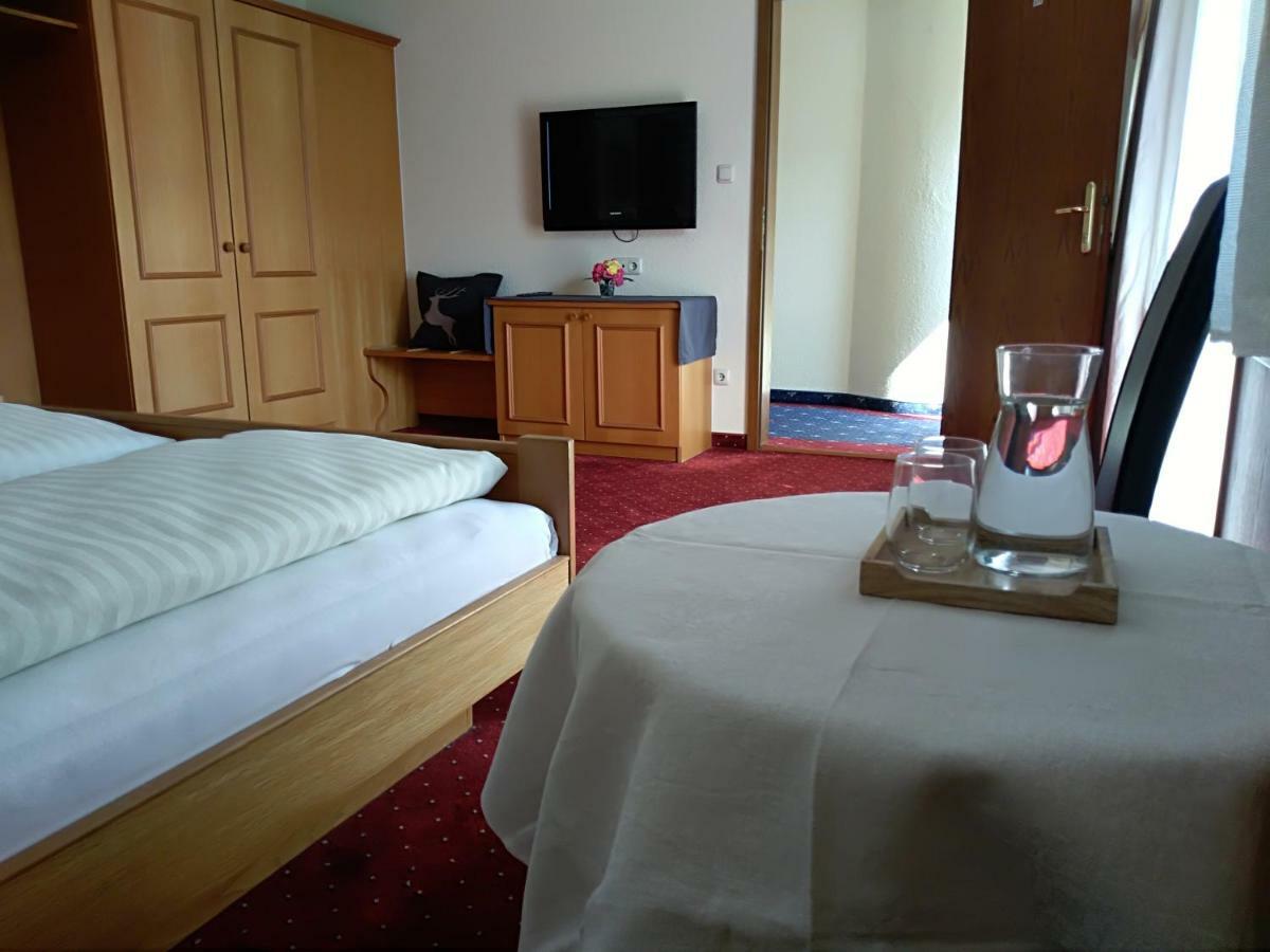 Hotel Wiesenhof มีเดอร์ส ภายนอก รูปภาพ