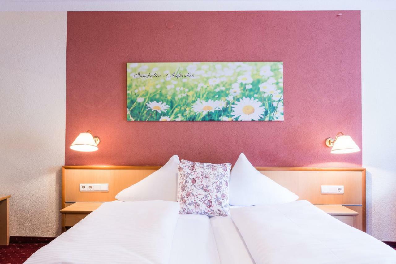 Hotel Wiesenhof มีเดอร์ส ภายนอก รูปภาพ